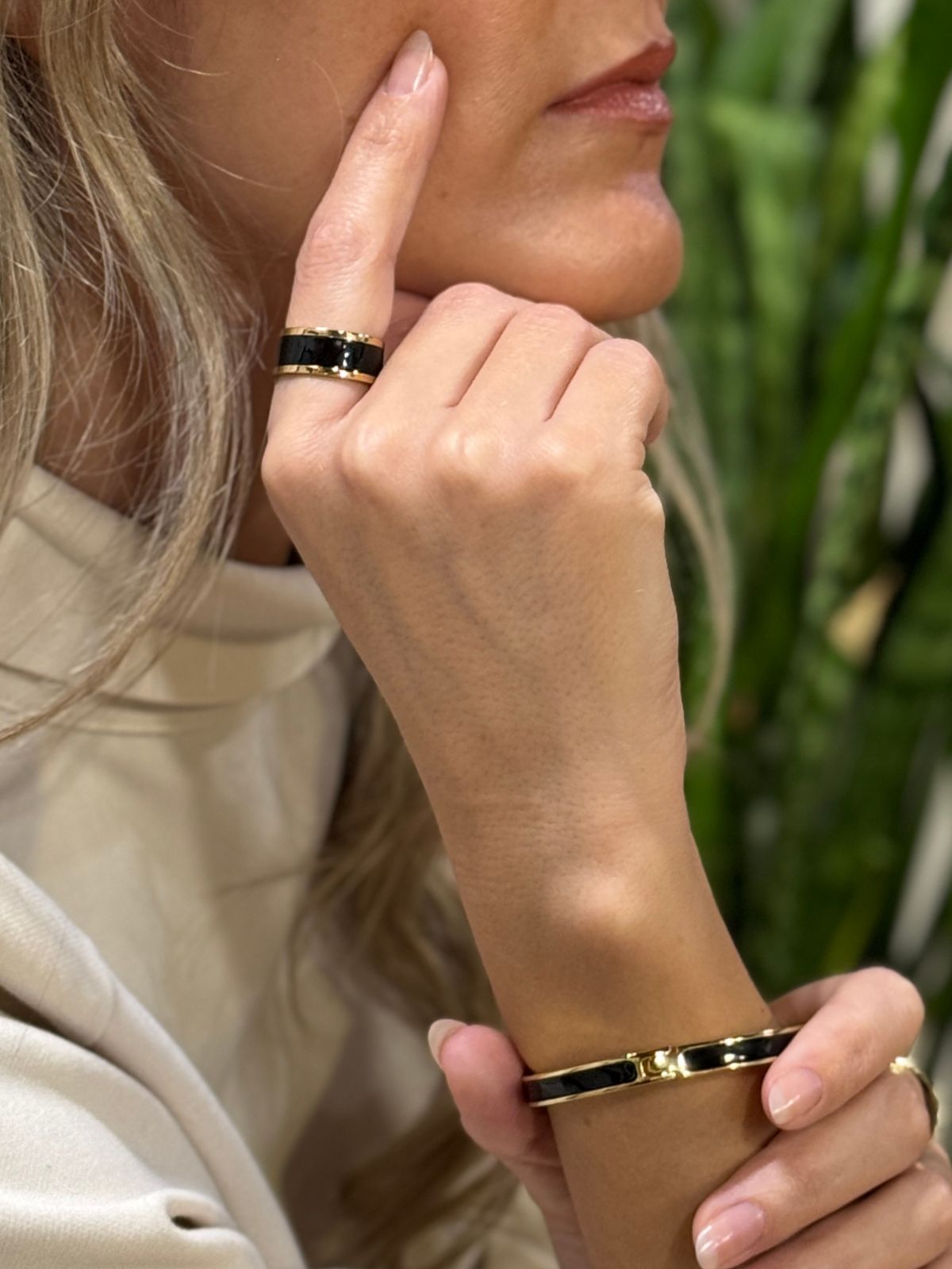 Anello fedina mini nero