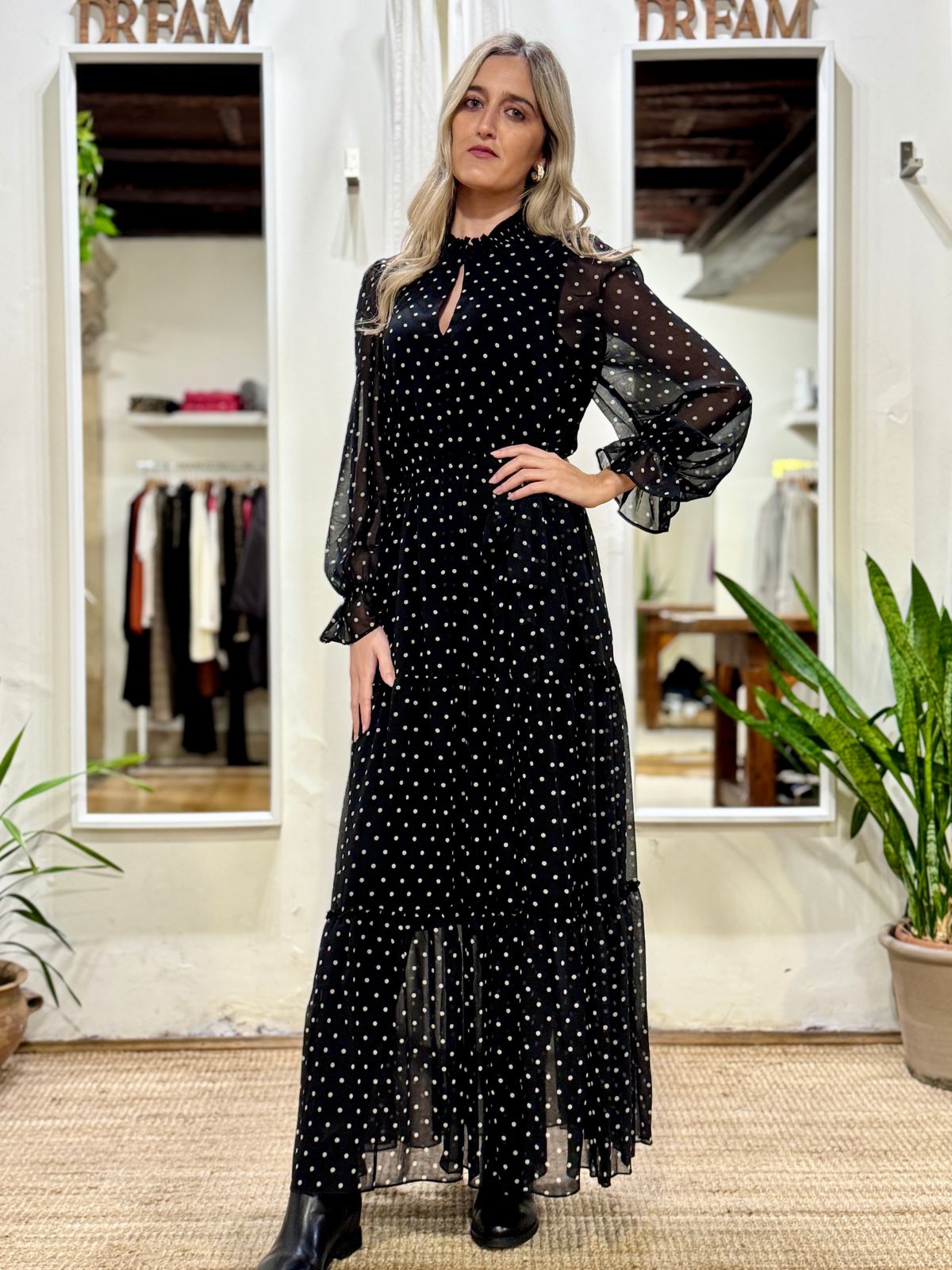 Abito a pois in chiffon