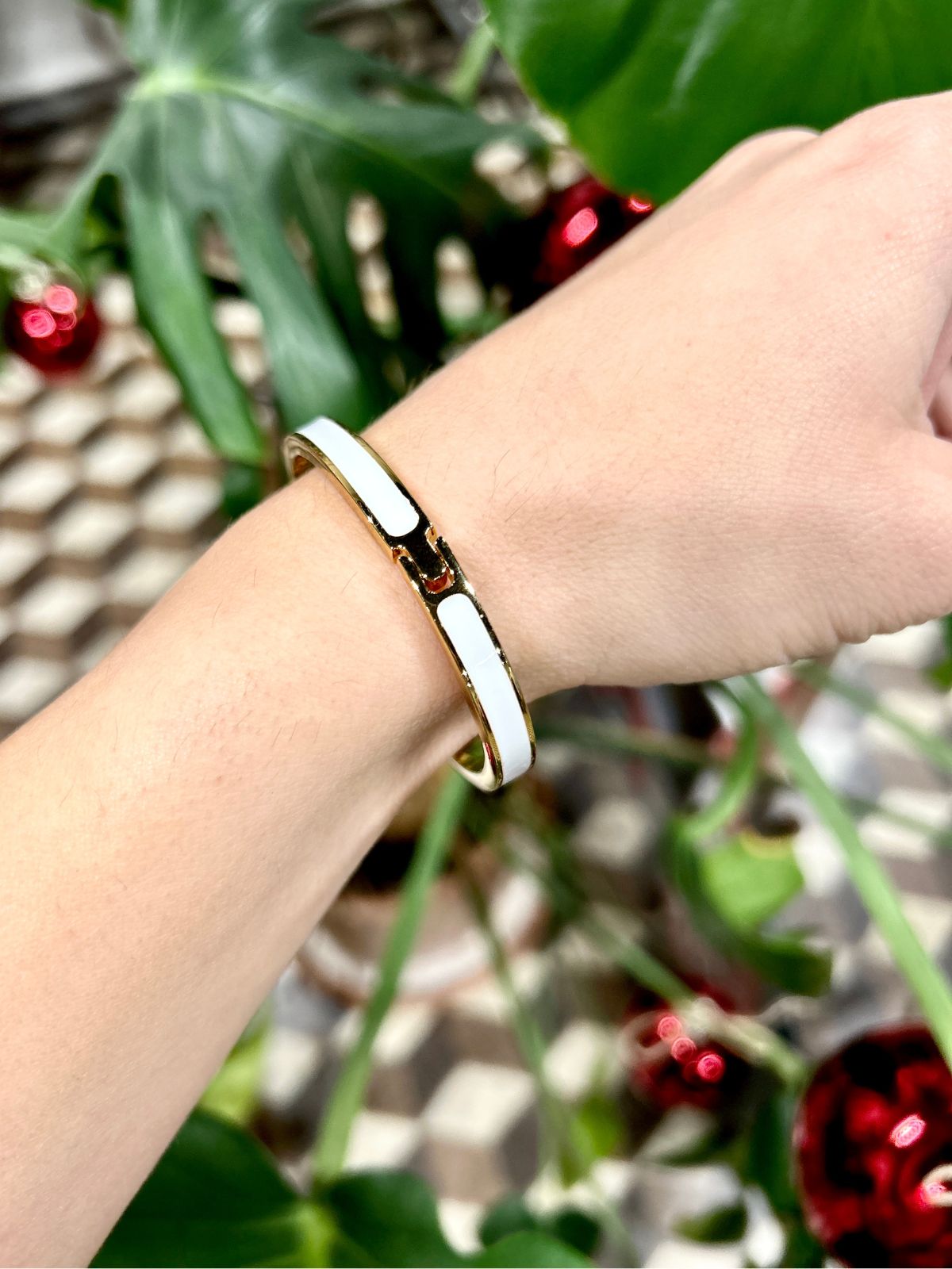 Bracciale sottile con cerniera bianco
