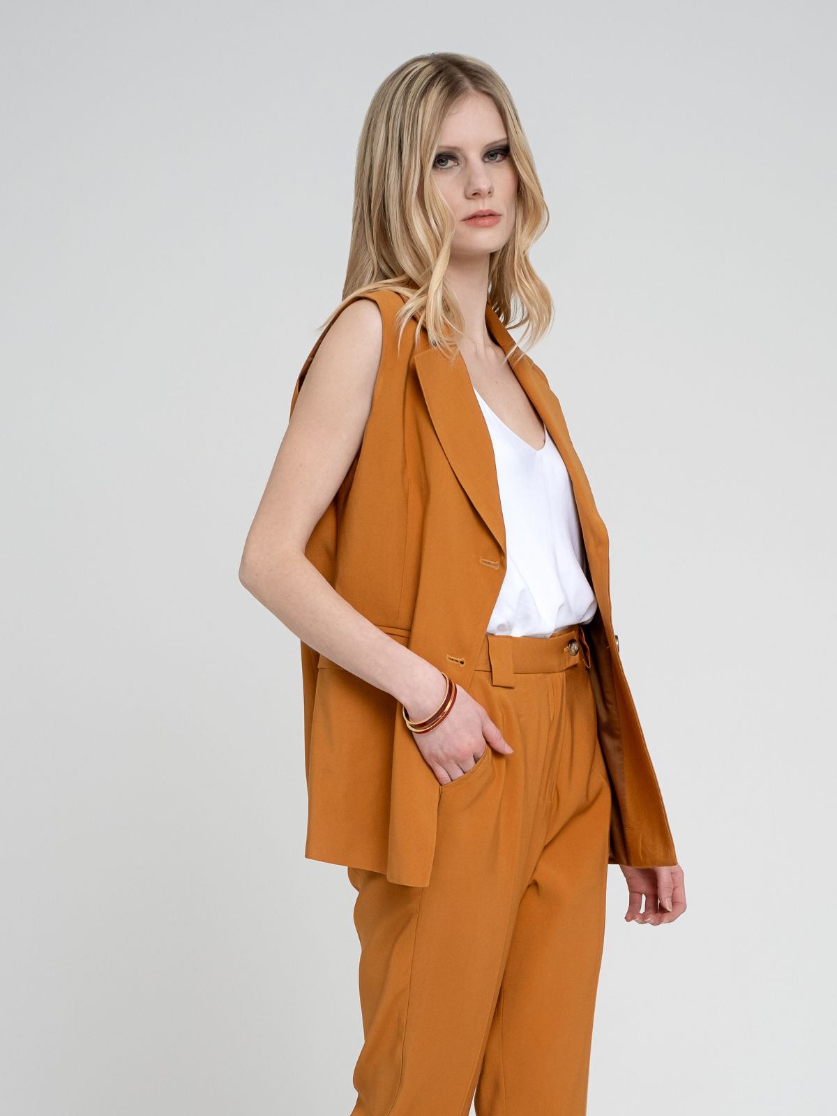 Gilet in viscosa curry