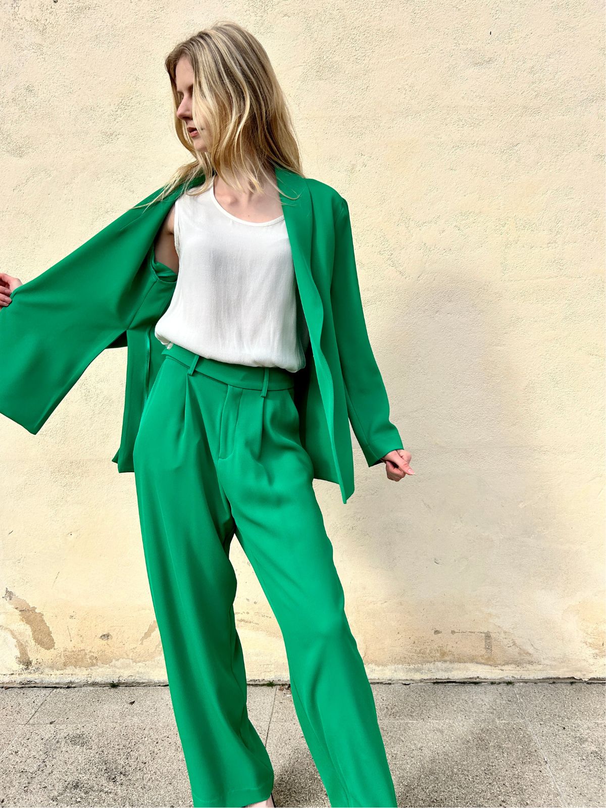 Pantalone palazzo color aloe