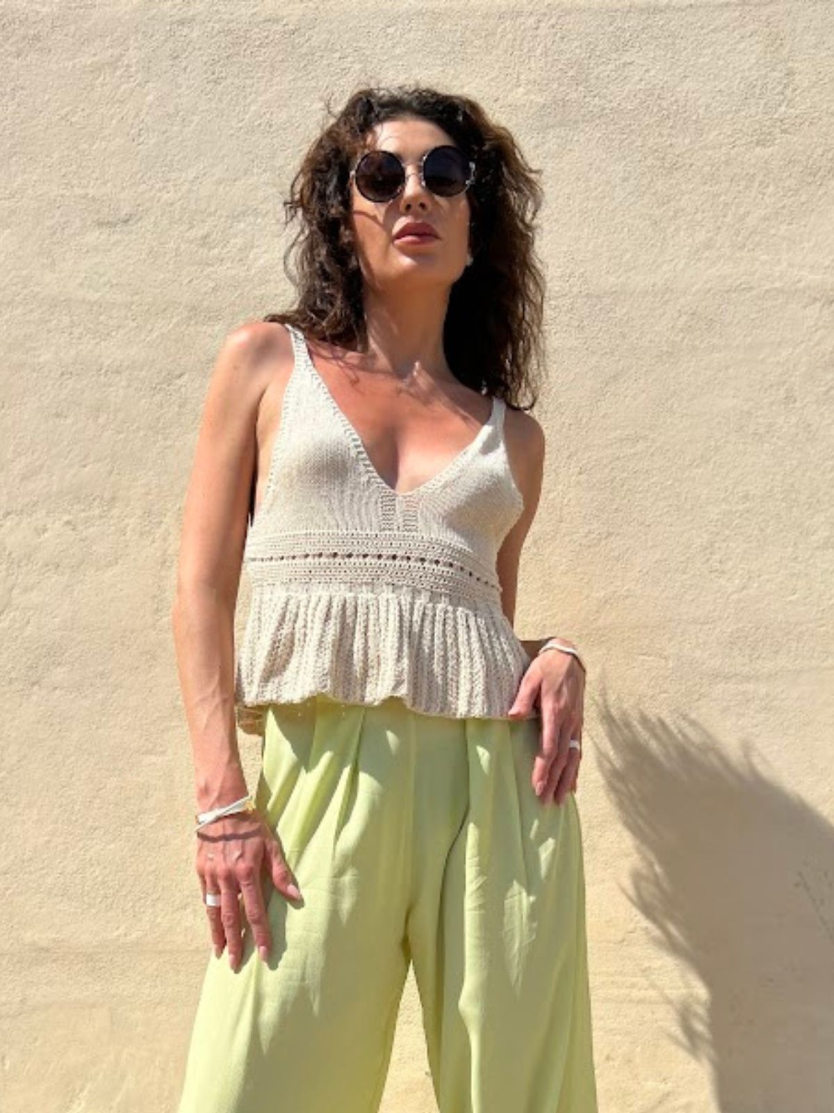 Top in crochet naturale