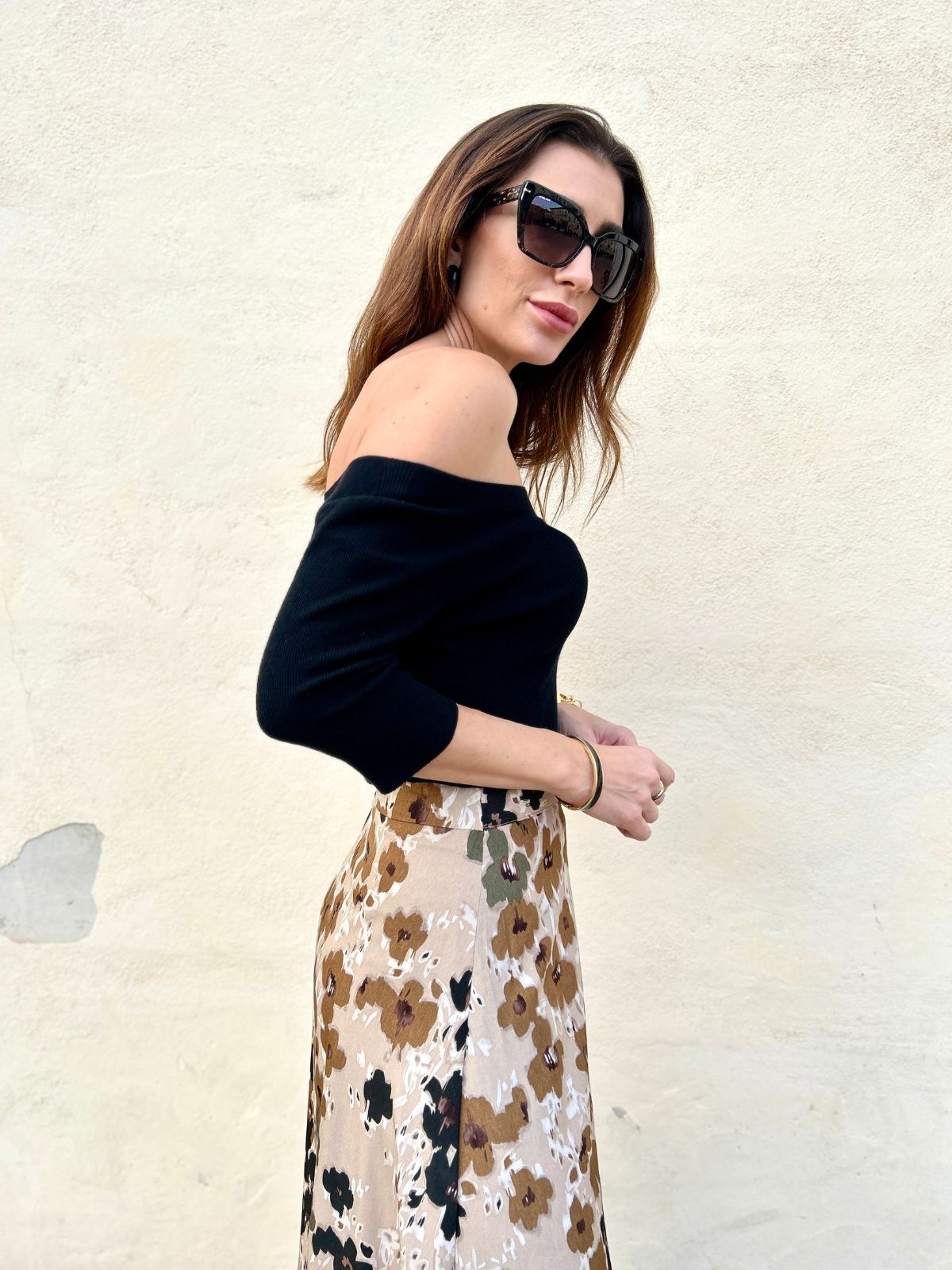 Maglia scollo a barchetta nera
