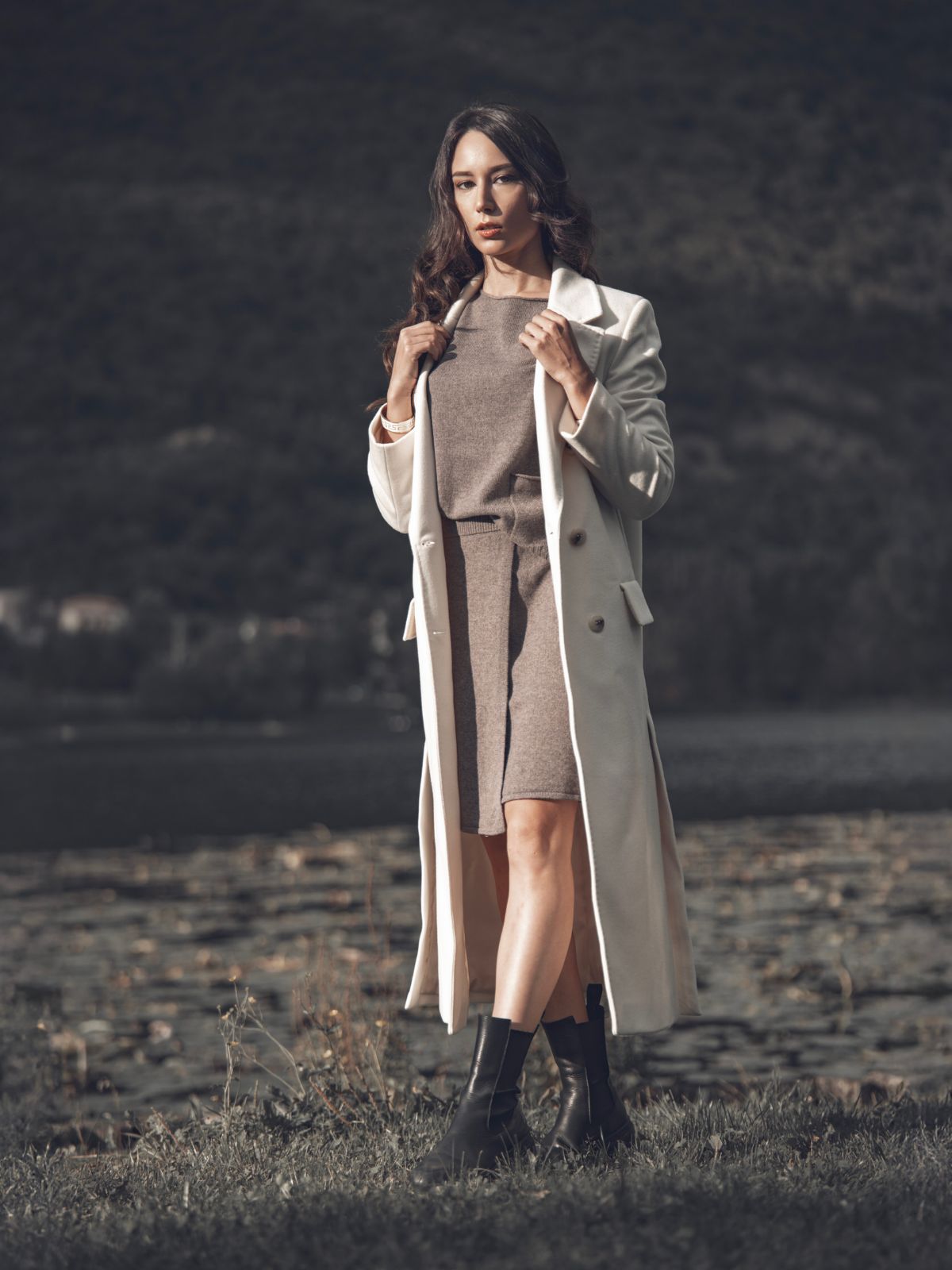 Cappotto con spacchi panna
