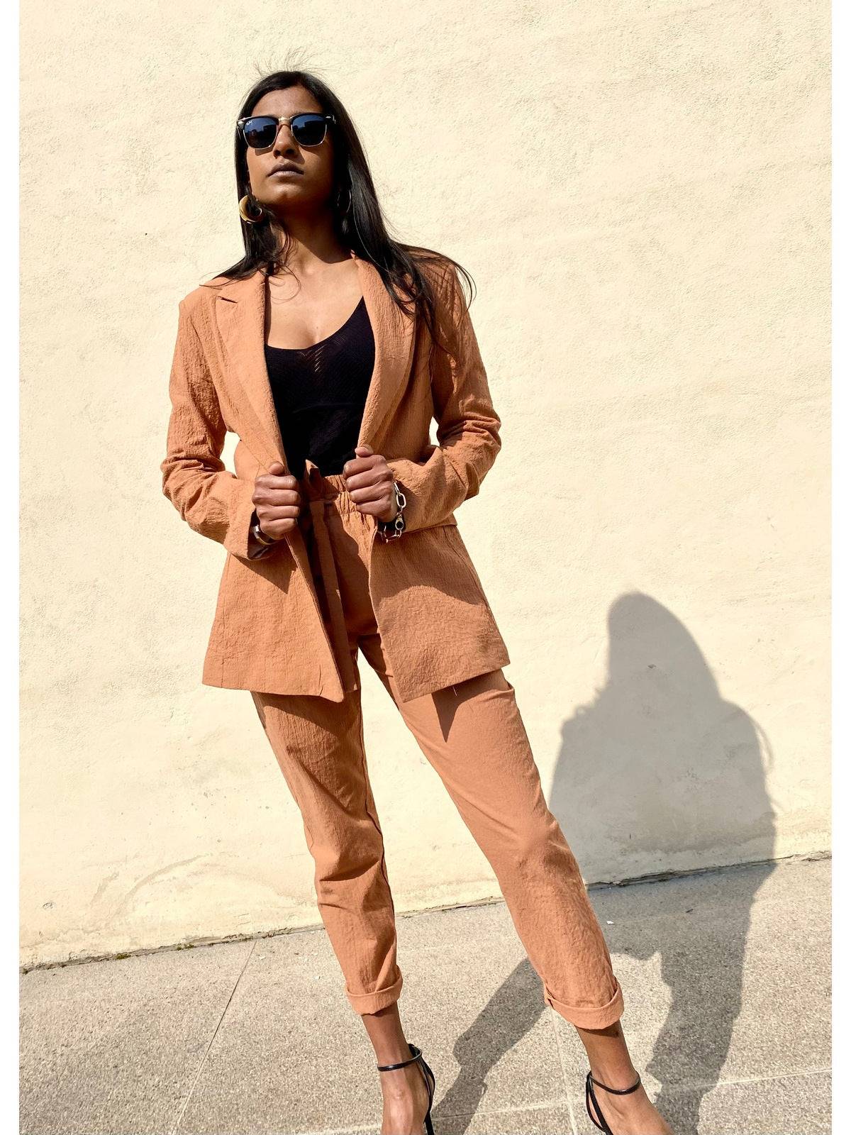 Blazer in tessuto goffrato