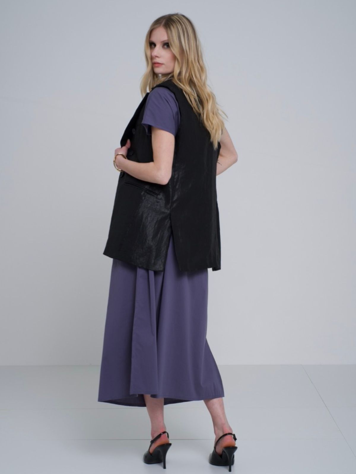 Gilet in lino spalmato