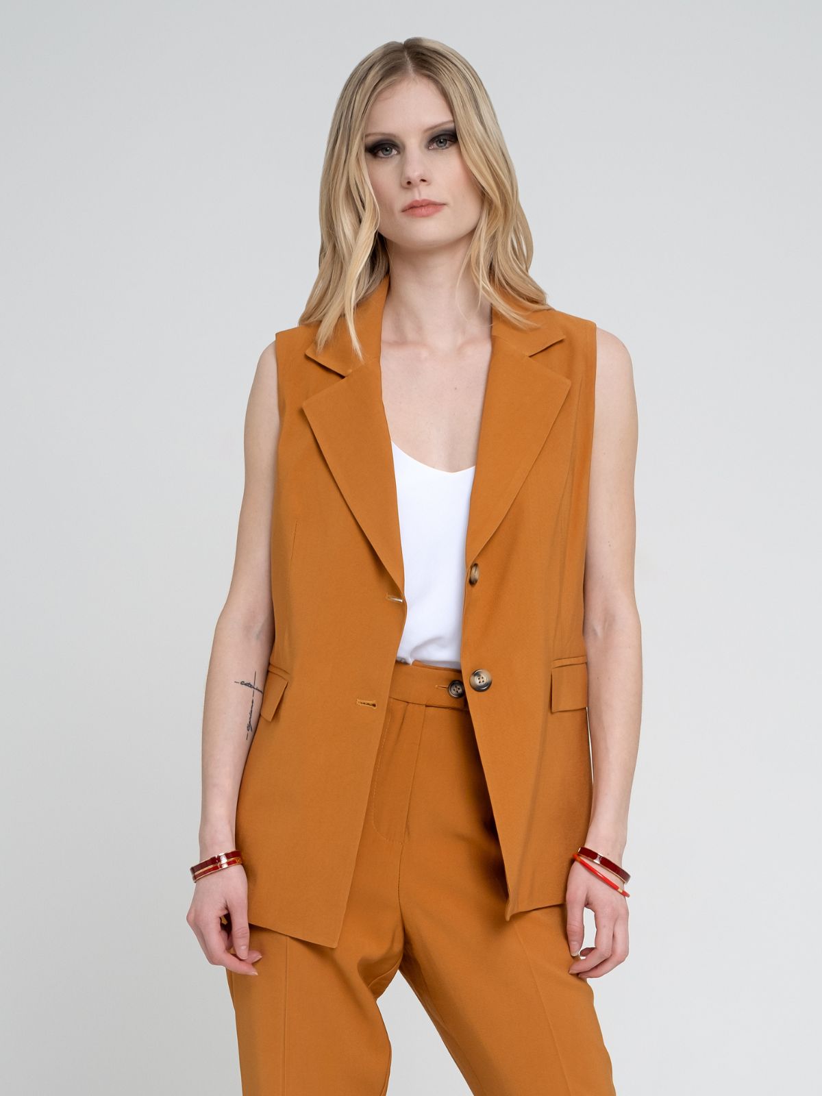 Gilet in viscosa curry