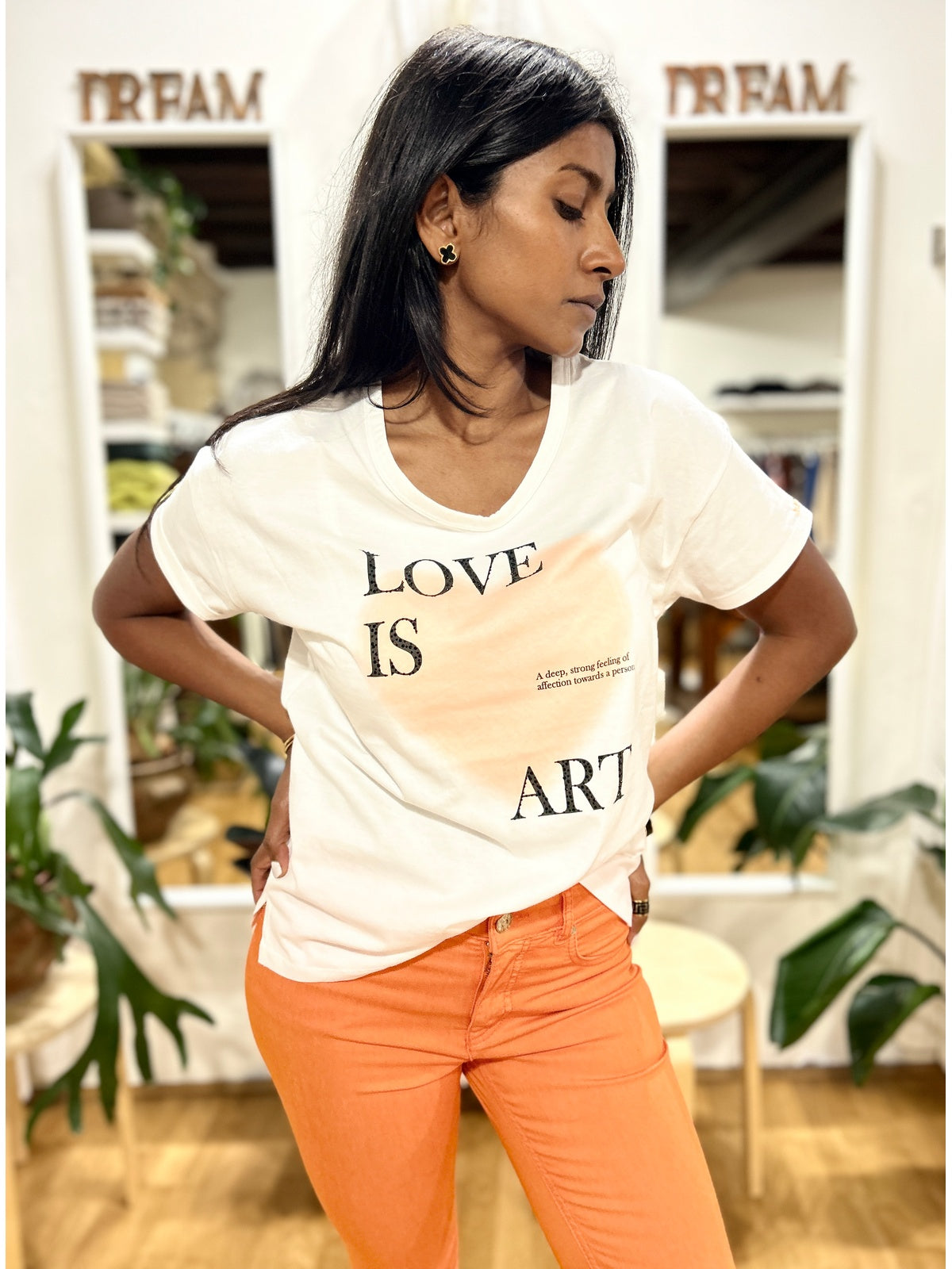 T-shirt "Love is art"