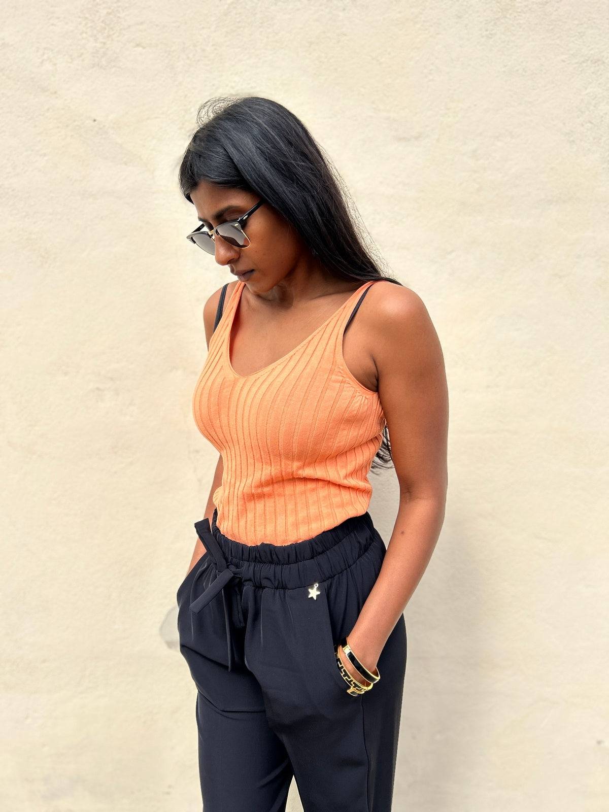 Canotta in maglia a coste arancio