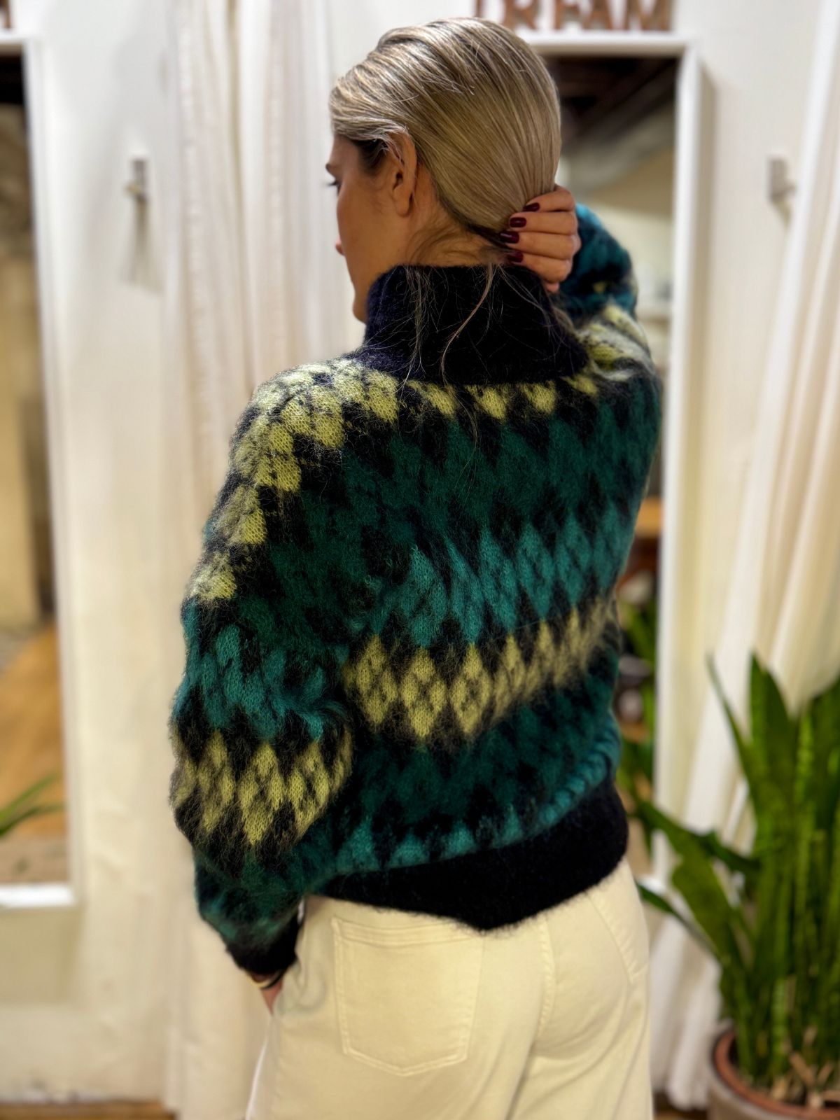 Maglione a rombi in lana