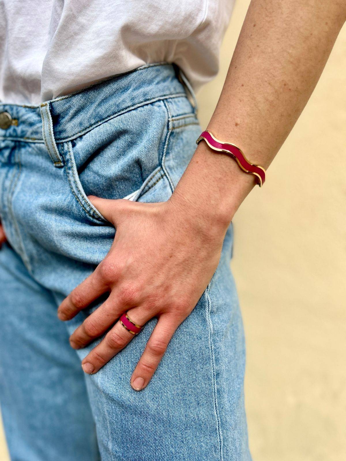 Anello fedina mini fucsia