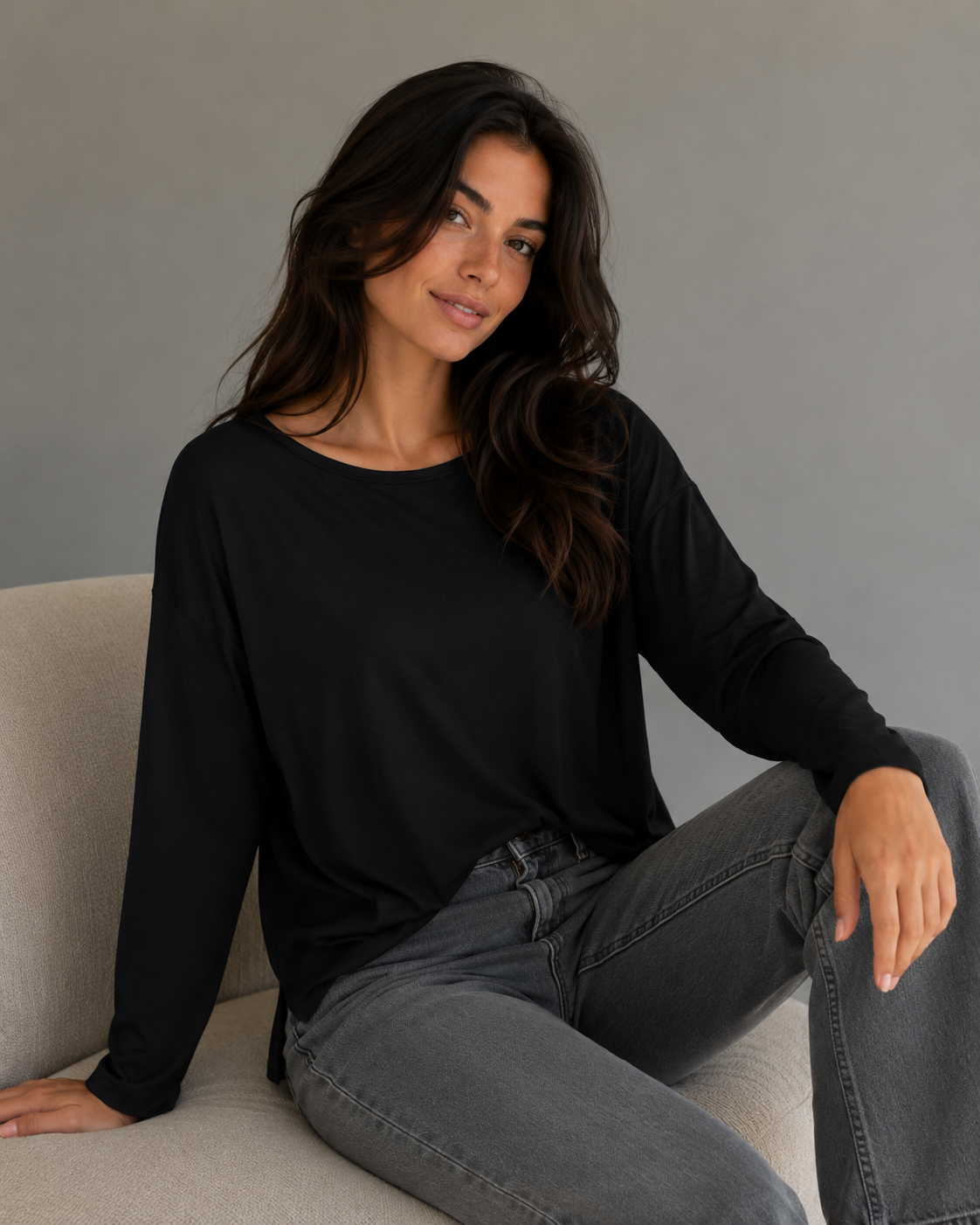 Maglia in viscosa nera