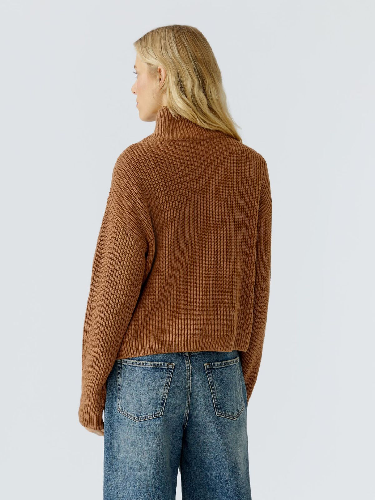 Maglia color nocciola