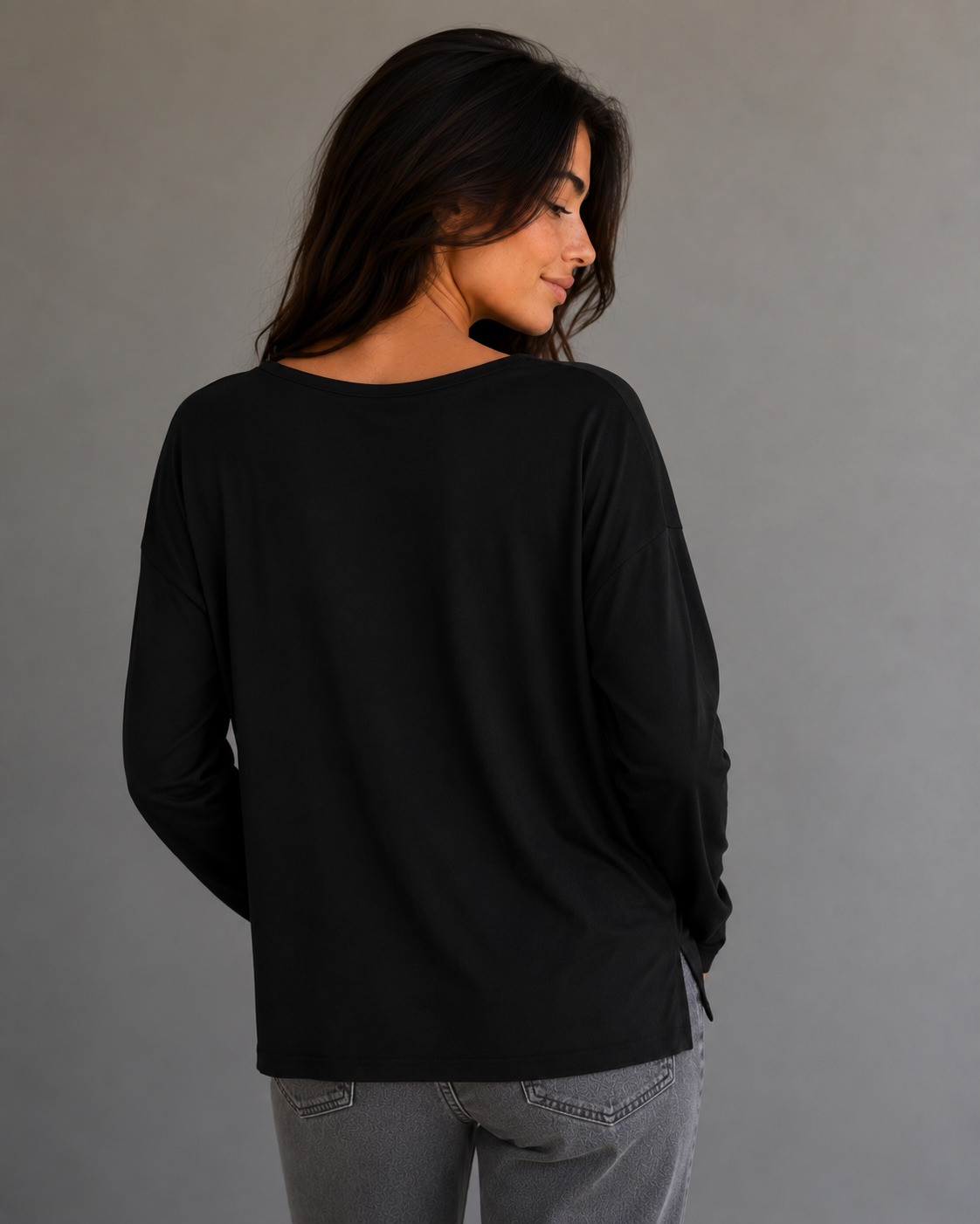 Maglia in viscosa nera